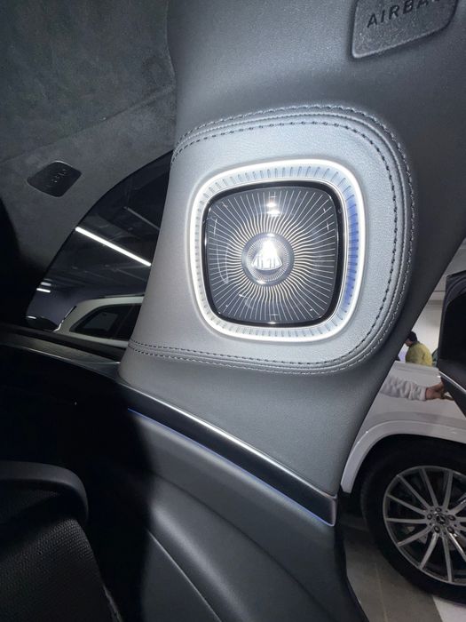 Maybach EQS 680 4 Matic