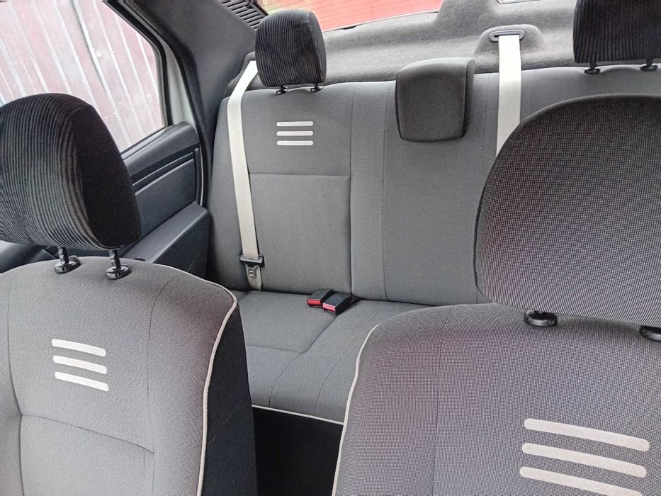 Dacia Logan 1.2 16V 2012