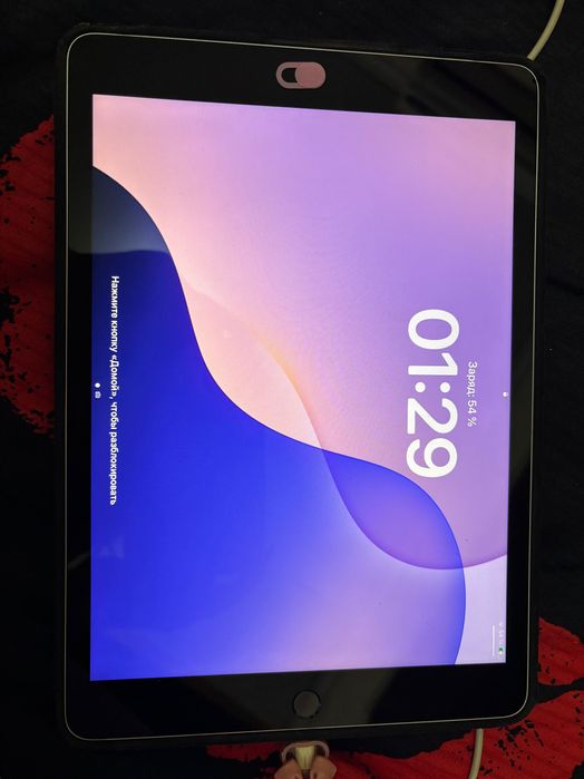 Срочно продаю Ipad 9