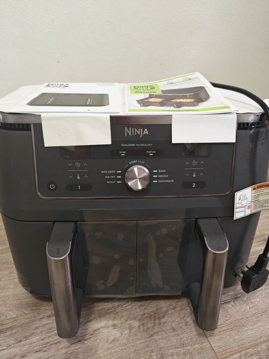 Ninja Max Duale Zone Air Fryer.