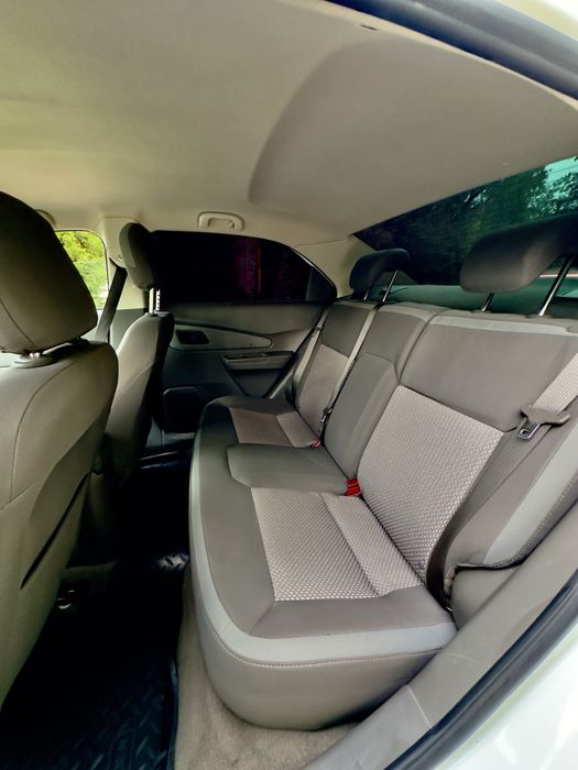 Chevrolet Cobalt 2018 — 7