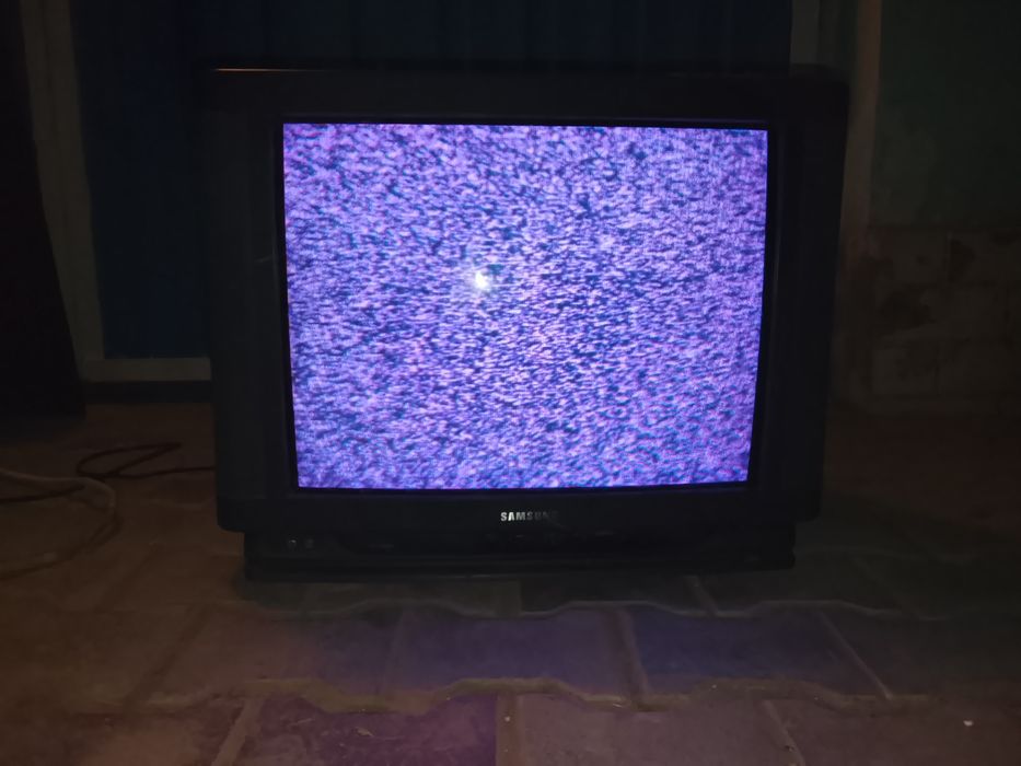 Продам телевизор Samsung