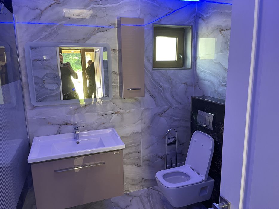 Firma constructii/amenajari interioare