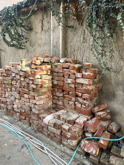 Caramida plina din constructii
