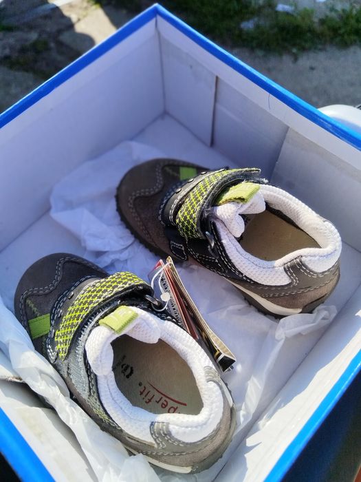 Маратонки GORE-TEX, 21 номер