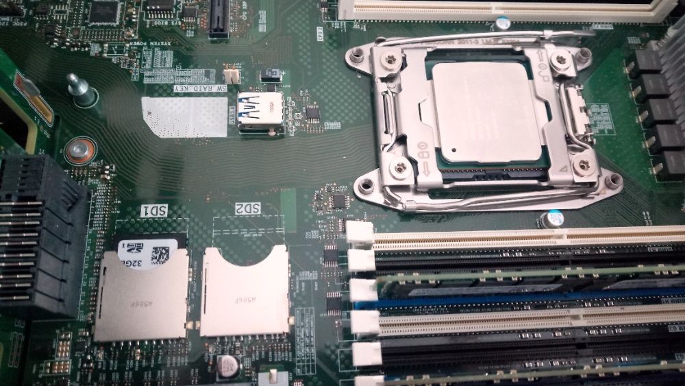 Сървър Cisco UCS C240 M4L 12*LFF 2*E5-2650v4 12c 2.2-2.9GHz 64GB MRAID