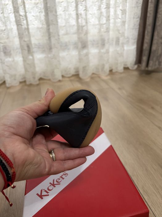 Ghete kickers’ bleumarin