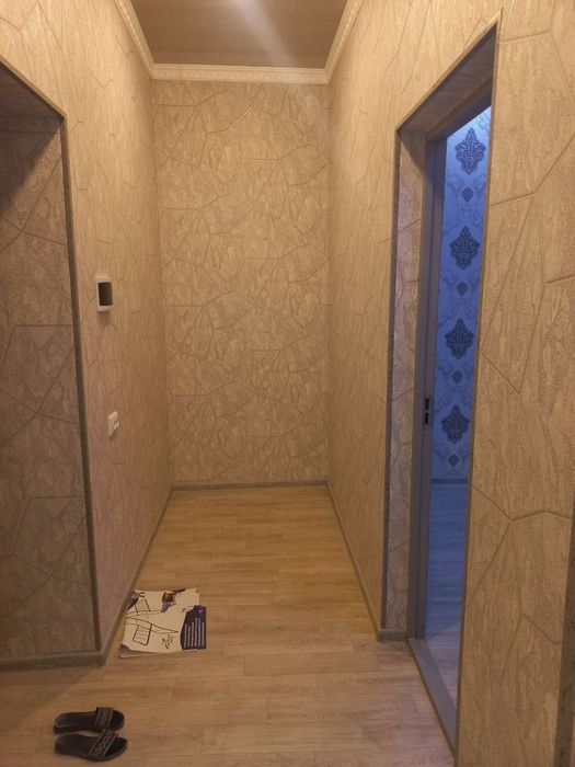 Navoiy shahrida 1 xona uyimiz sotiladi boshqa uylar xam borsotiladigan