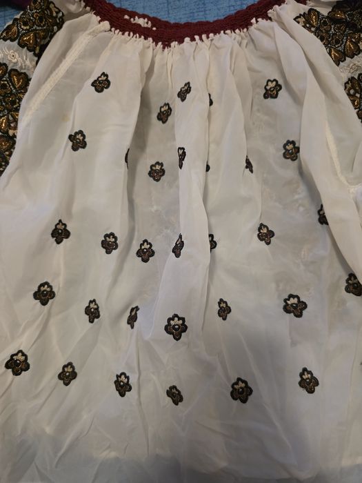 bluza traditionala