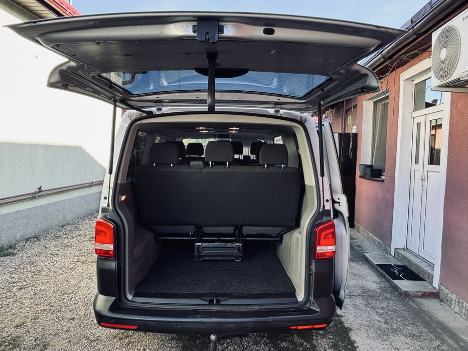 Volkswagen Caravelle 2015