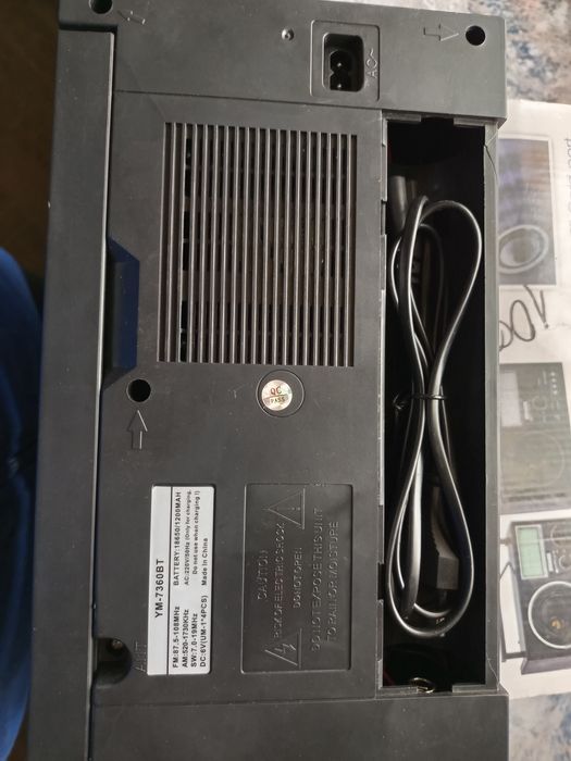 Radio cu Bluetooth, usb și slot card. NOU!