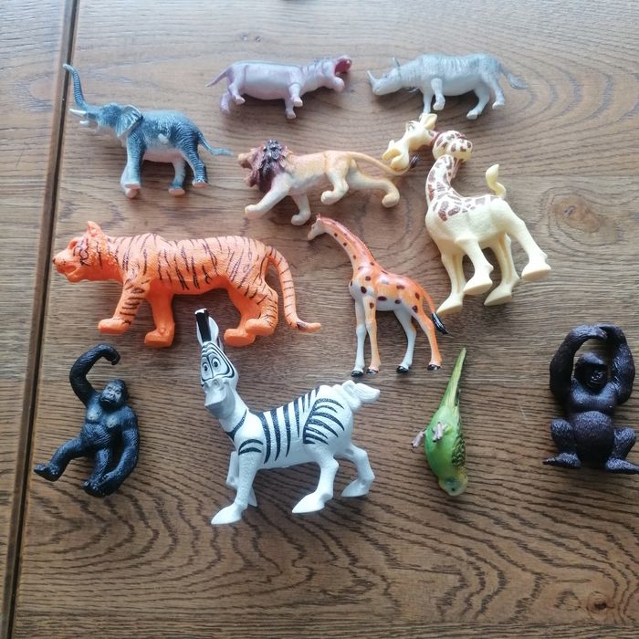 Играчки животни  различни видове