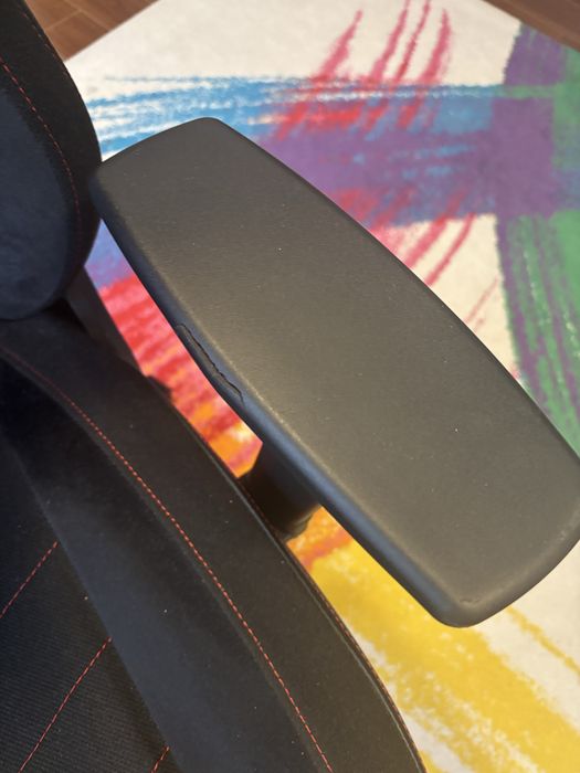 Scaun birou gaming Genesis Nitro 890