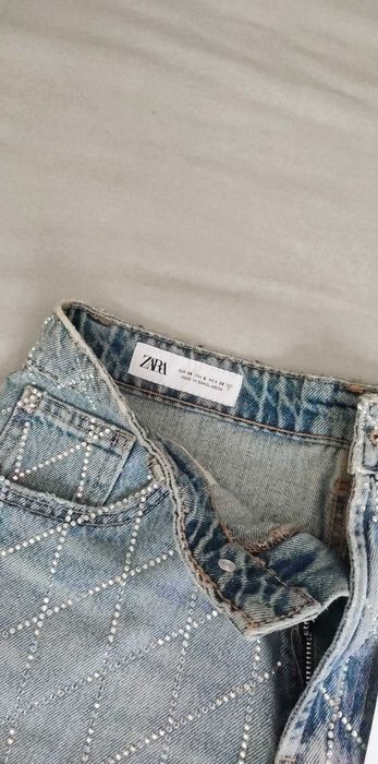 Zara Pantaloni Scurți Denim cu Cristale, Mărimea 38, Noi cu Etichetă - PRET REDUS DE LA 40 euro
