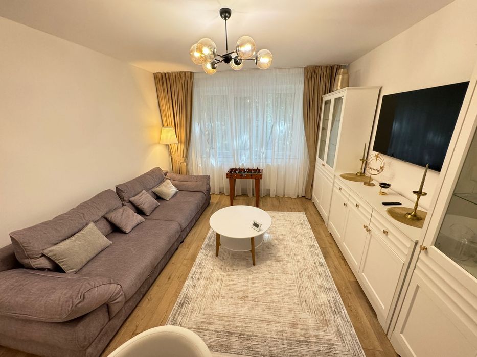 Apartament de inchiriat