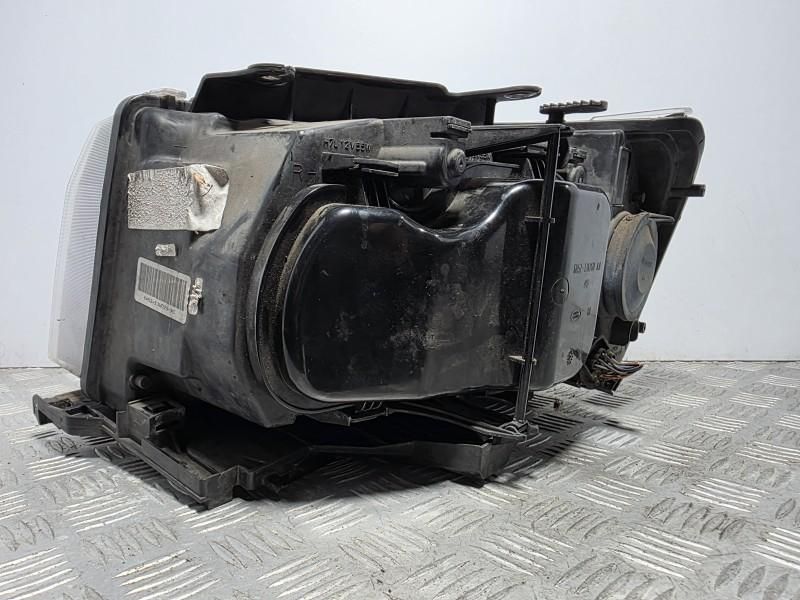 Far dreapta halogen Land Rover Freelander 2