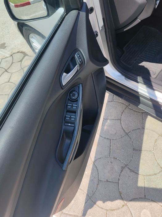 Ford focus 2017 benzina