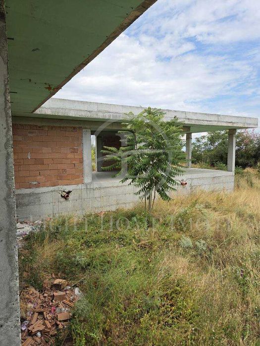 Реф. 2761 Едноетажна Къща Брестник