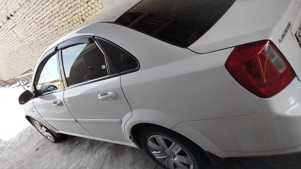 Продается LACETTI 1.8