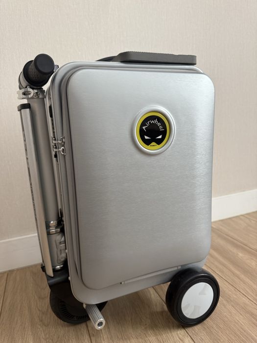 Продаётся чемодан Airwheel SE3S.