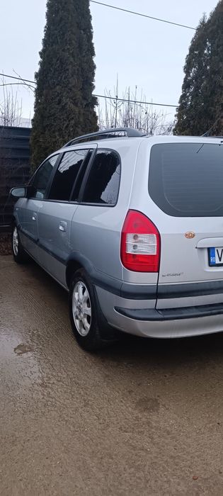 Vand Opel Zafira pentru piese