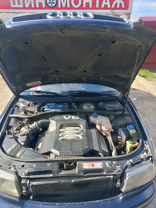 Ауди А4 б5 уневерсал на автомате