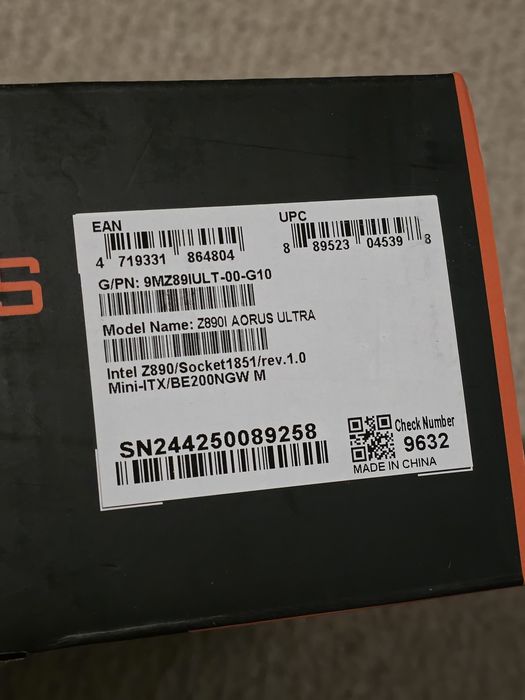 GIGABYTE Z8901 AORUS ultra, LGA1851, DDR5, bt, Wi-Fi, Mini-itx