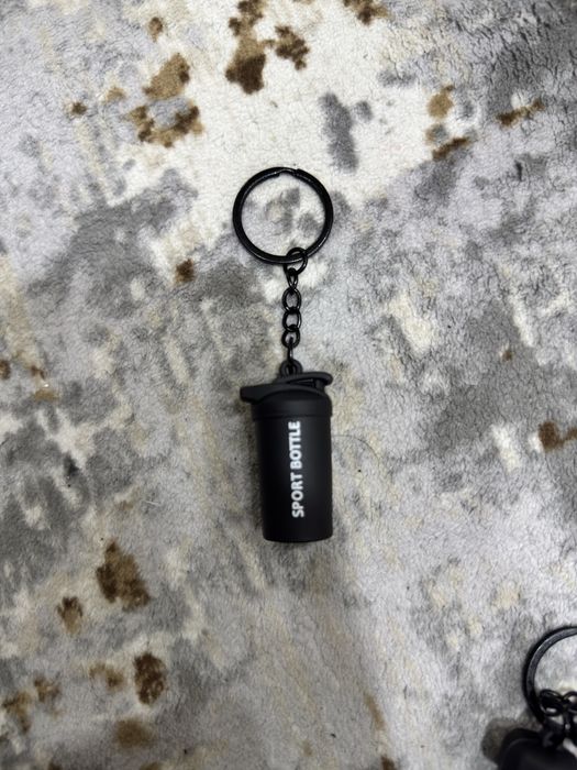 продается Брелки