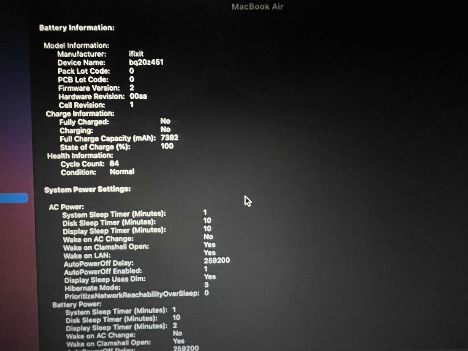 MacBook Air 13" Mid 2013-i5-8 GB RAM-128 GB SSD - много добра батерия