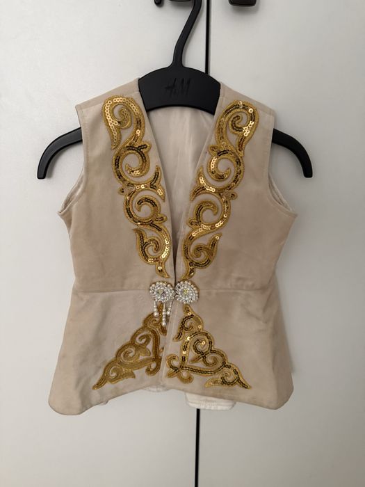 Продам казакша жилетки