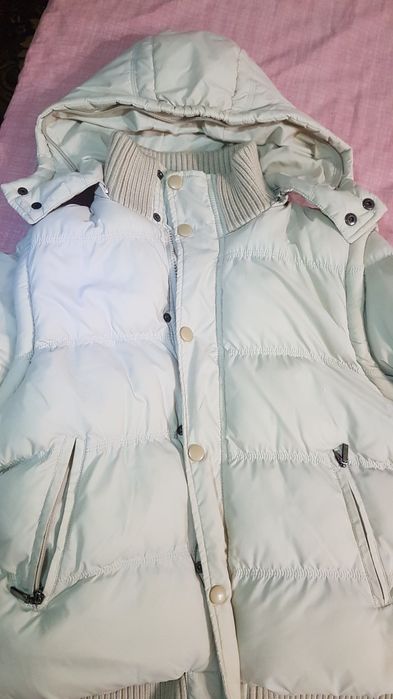 Продавам дамско яке