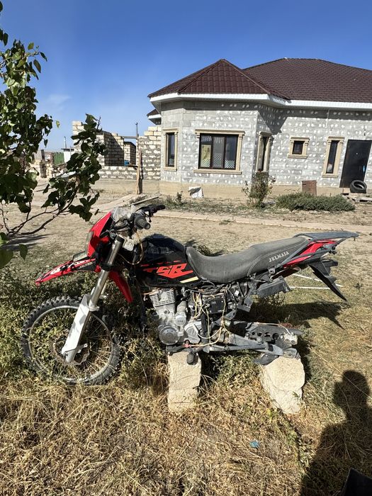 Мотоцикл jelmaya