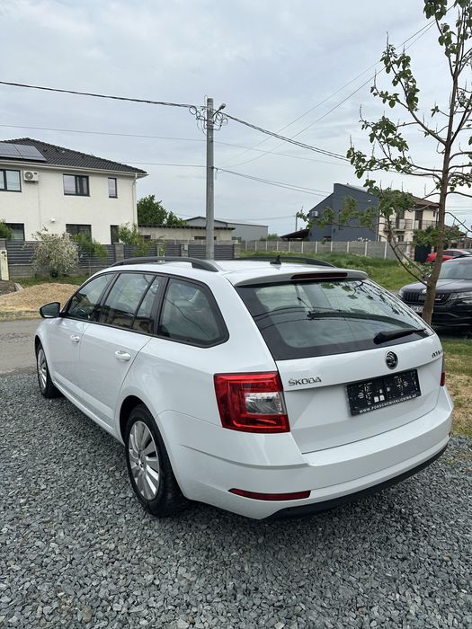 Skoda Octavia 3 / Facelift / 2020 / Euro 6 / Carplay