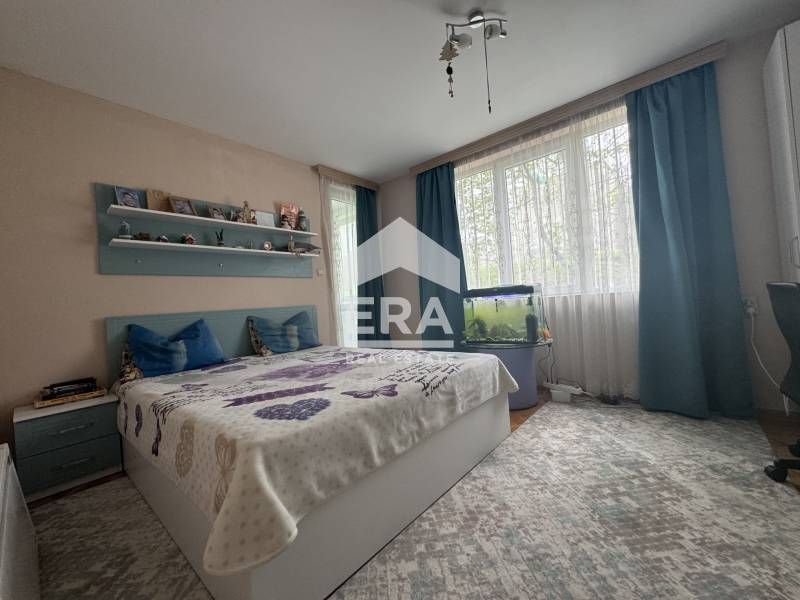 Продава се Тристаен апартамент в Русе, Дружба 2 - 111 кв.м за 1485 €/кв.м - Снимка #6