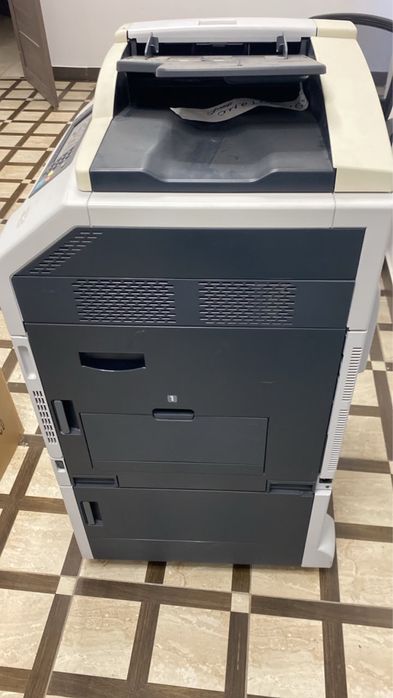 Принтер, сканнер A3, A4 МФУ HP в рабочем сост