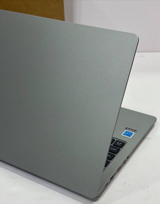 ASUS Expertbook