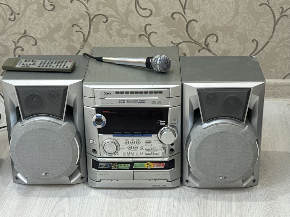 Продам музыкальный центр