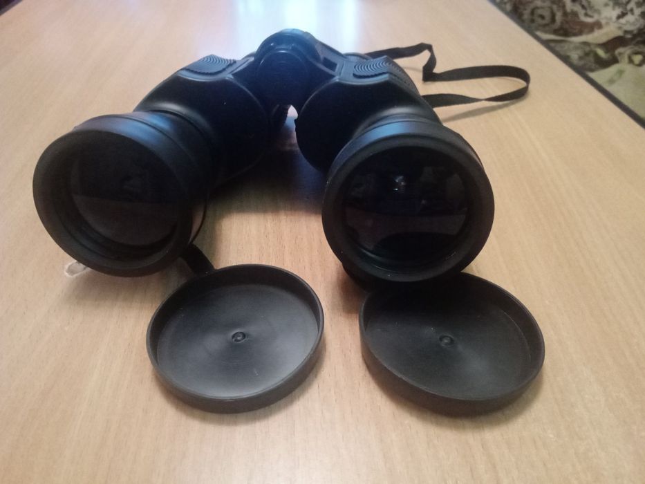 Продаётся бинокль