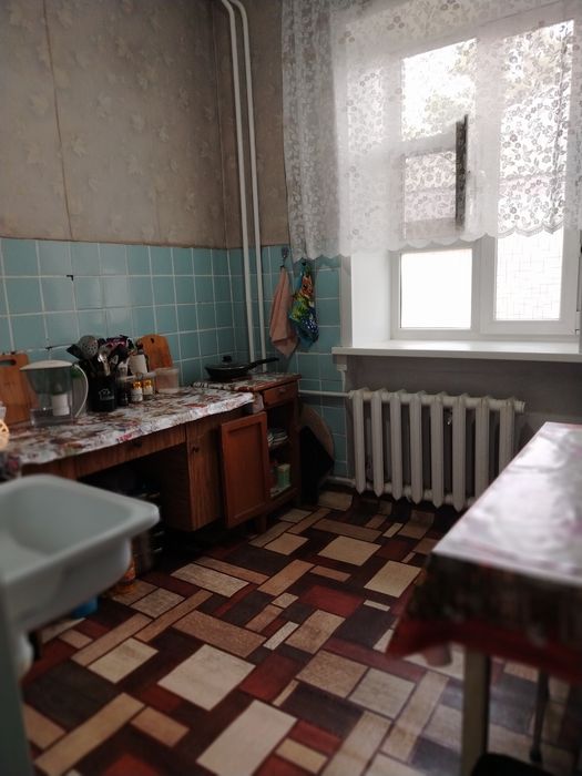 К продаже 2 квартира Бажова 77
