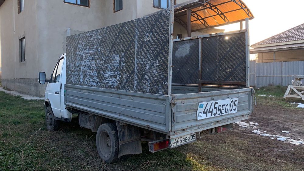 Продам бортовую ГАЗель, 2001 года