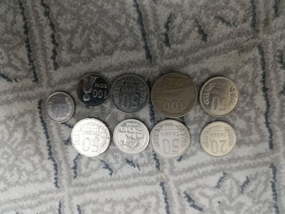 Продам монетки старые