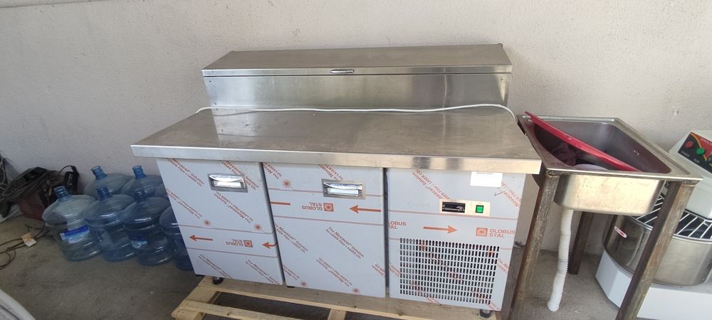 Холодильник пицца стол