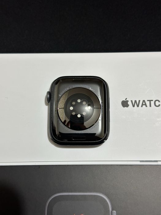 Apple watch 6 series 44mm nike version