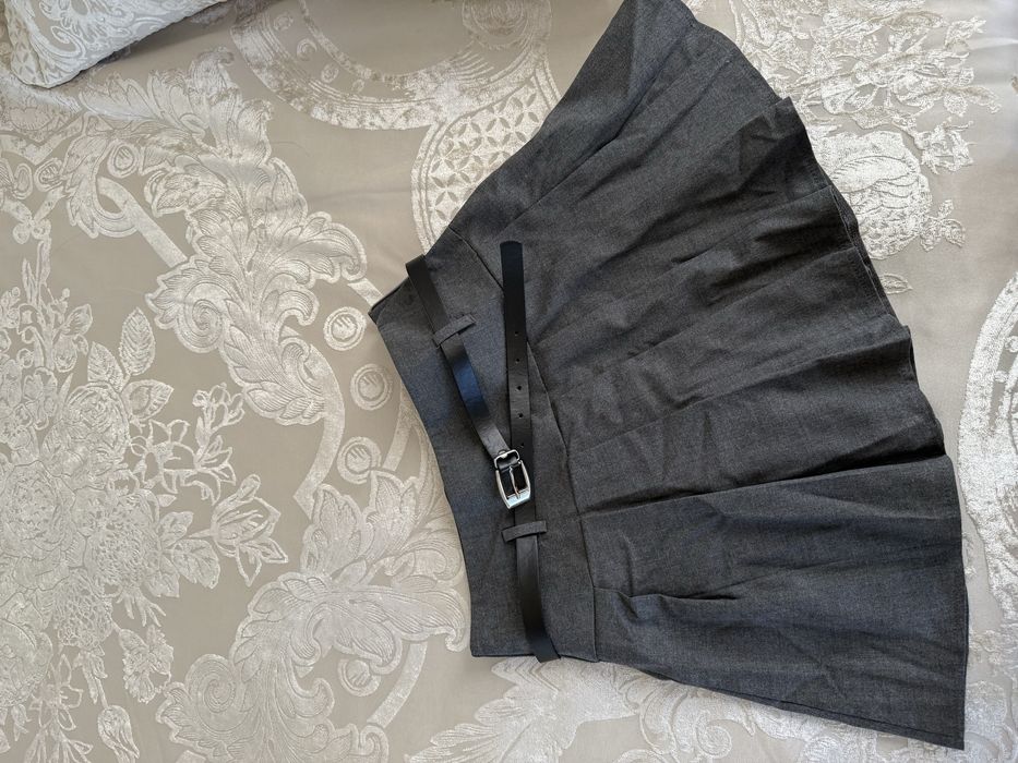 Поличка чисто нова