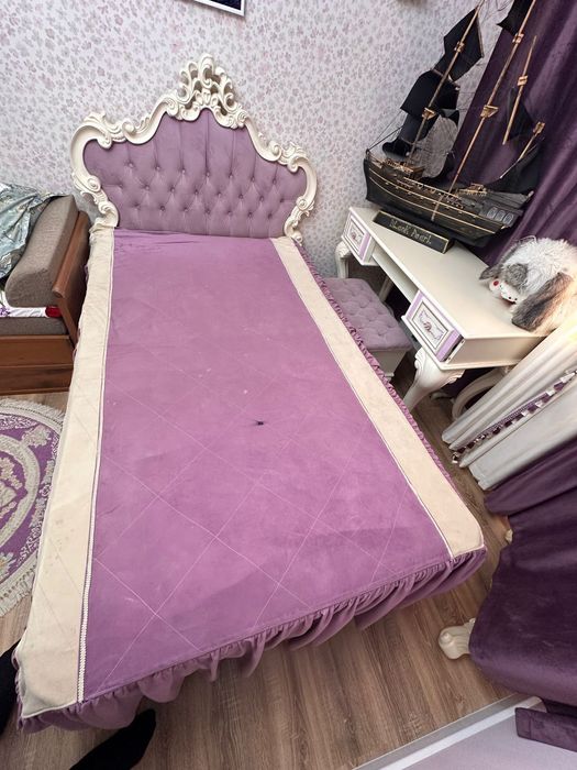 Детскии гарнитур