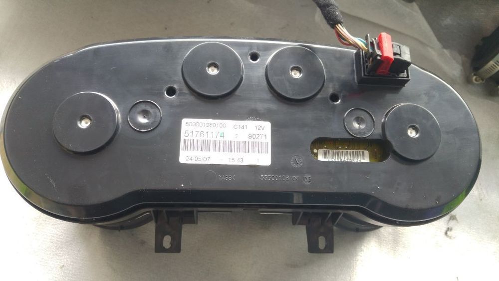 ceasuri bord fiat bravo 1.9 d  51761174
