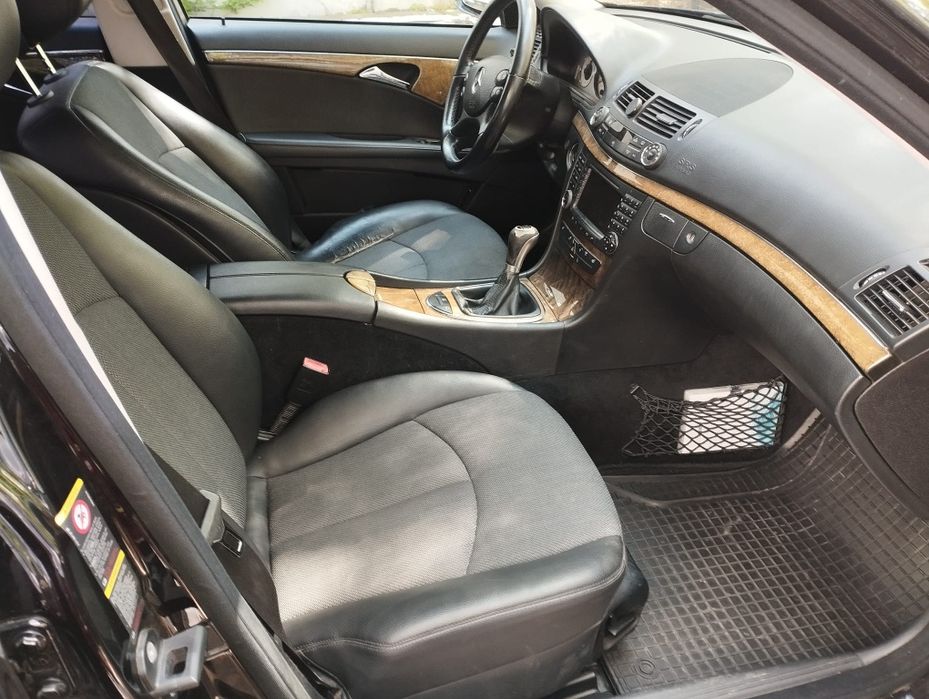 Urgent Vând Mercedes E-clase