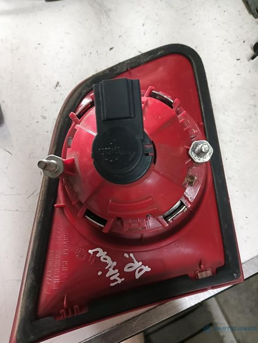 Lampa Spate / Stop Dreapta Spate Volkswagen Passat Variant (3C5) [