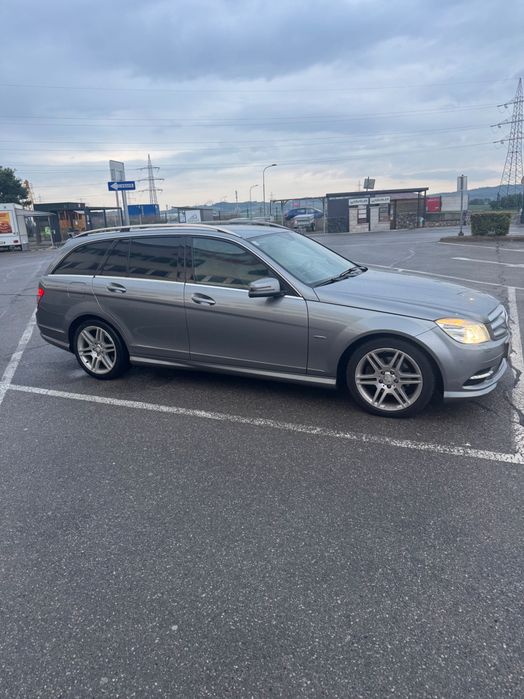 Mercedes C220 AMG