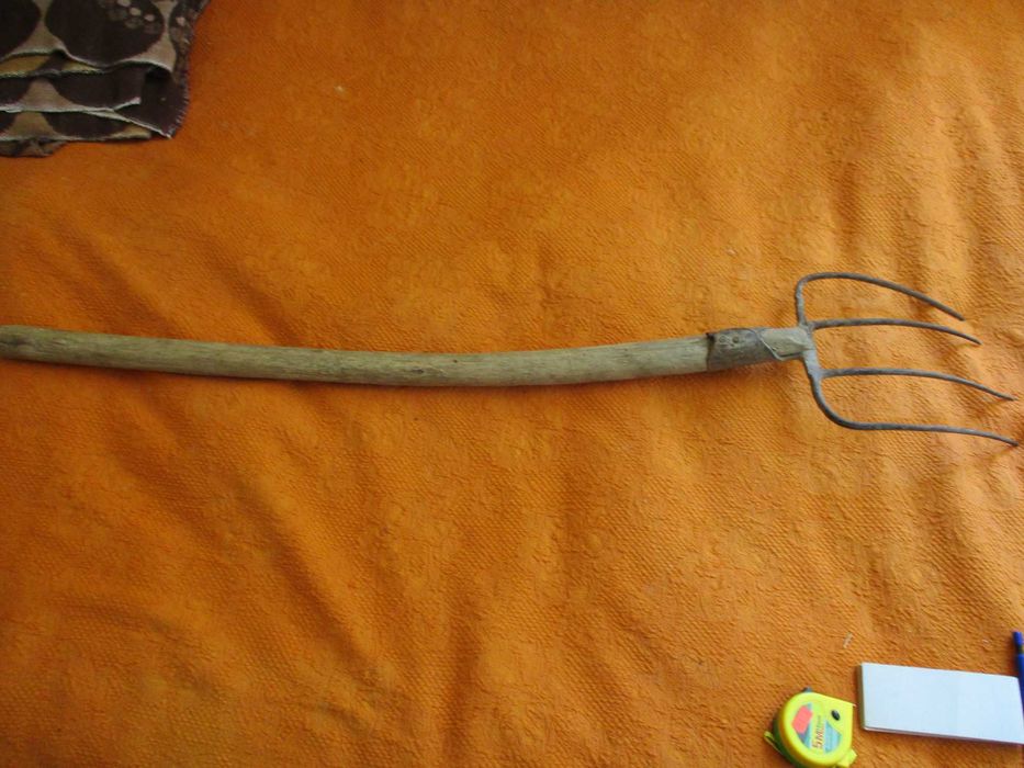 Инструменти земеделски стари и още аксесоари